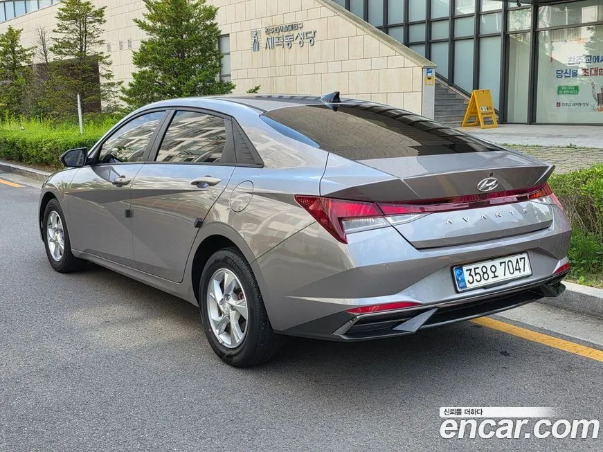 Hyundai AVANTE — фото 5