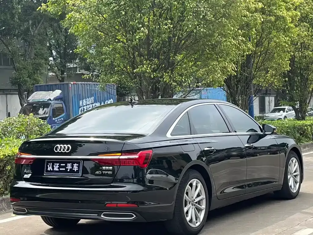 Audi A6L — фото 8
