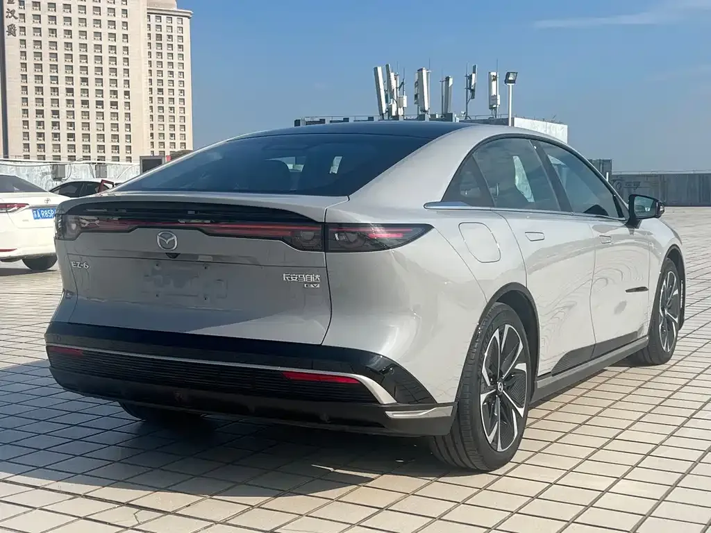 Mazda EZ-6 2024 из CN, фото 9