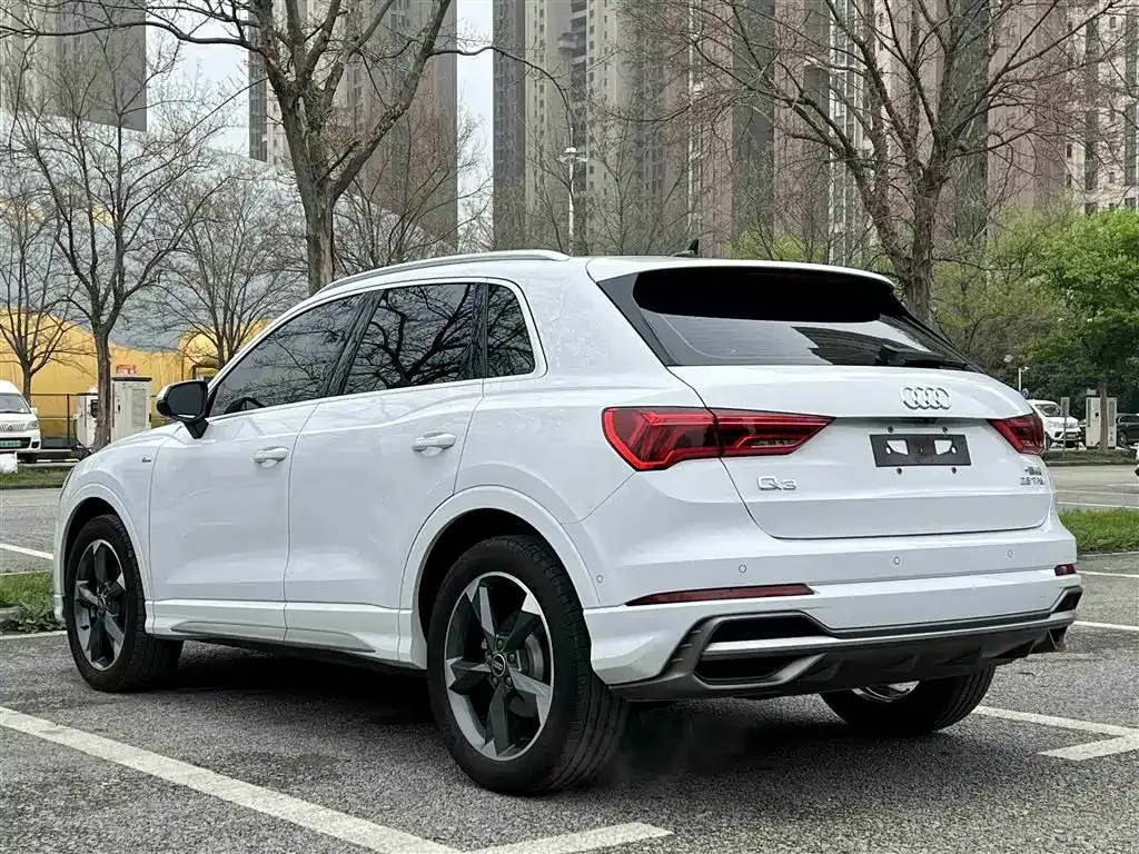 Audi Q3 — фото 3