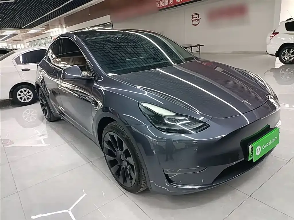 Tesla Model Y — фото 7