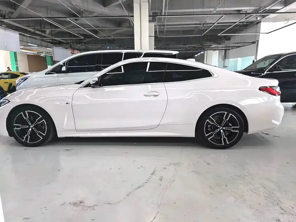 BMW 4 Series 2021 из CN, фото 4