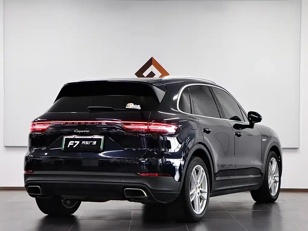 Porsche Cayenne Hybrid 2021 из CN, фото 4