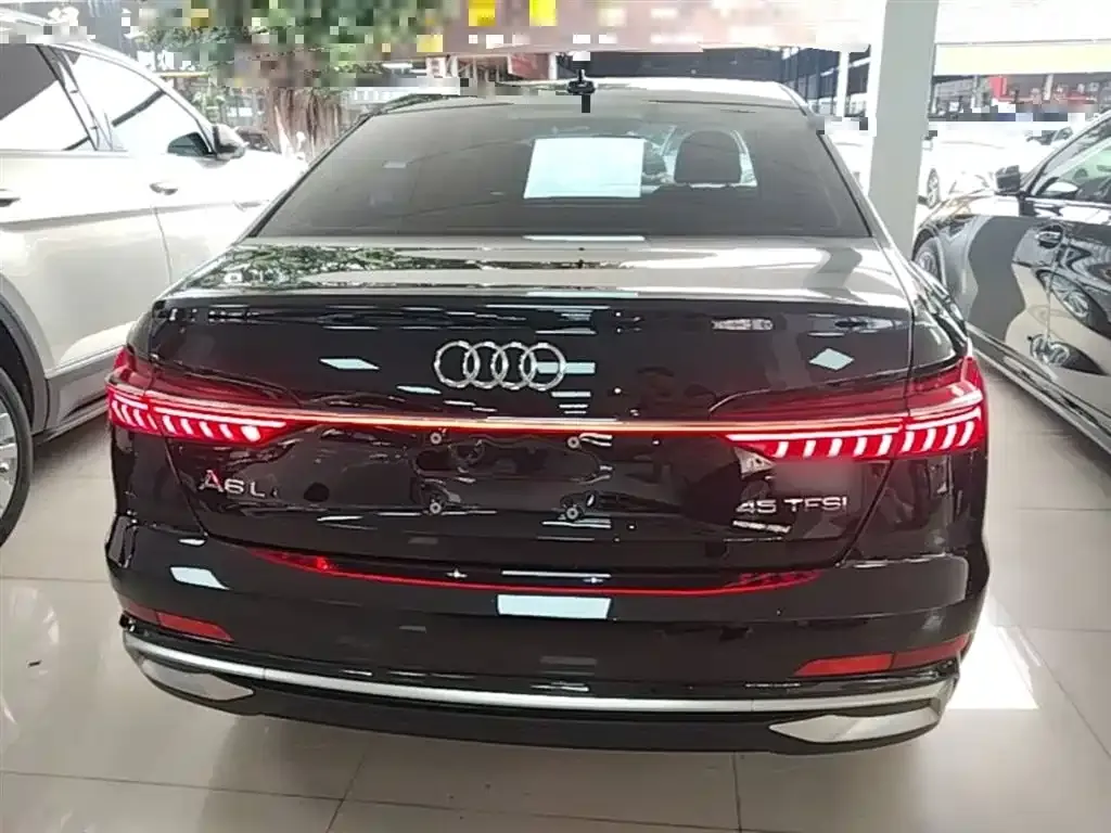 Audi A6L — фото 6