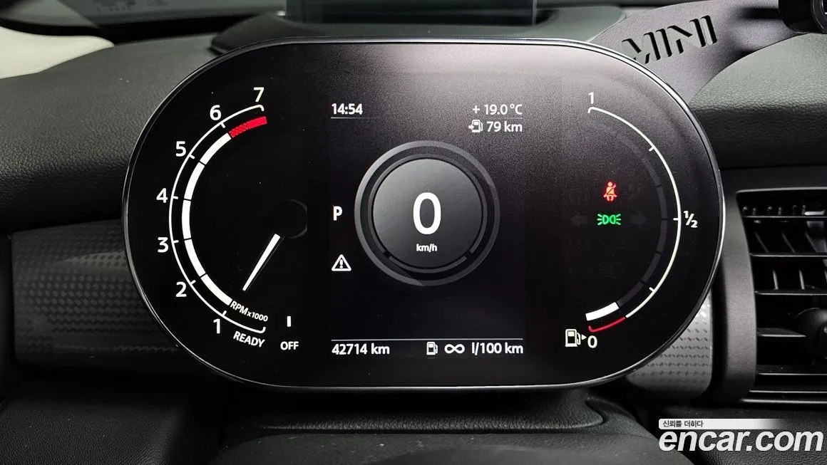 Mini Cooper 2021 из KR, фото 2