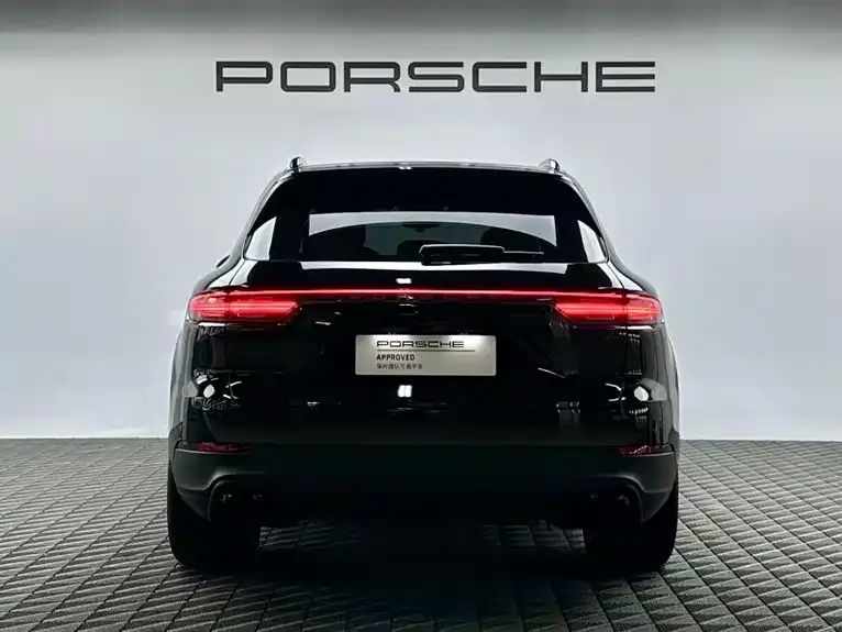 Porsche Cayenne — фото 3