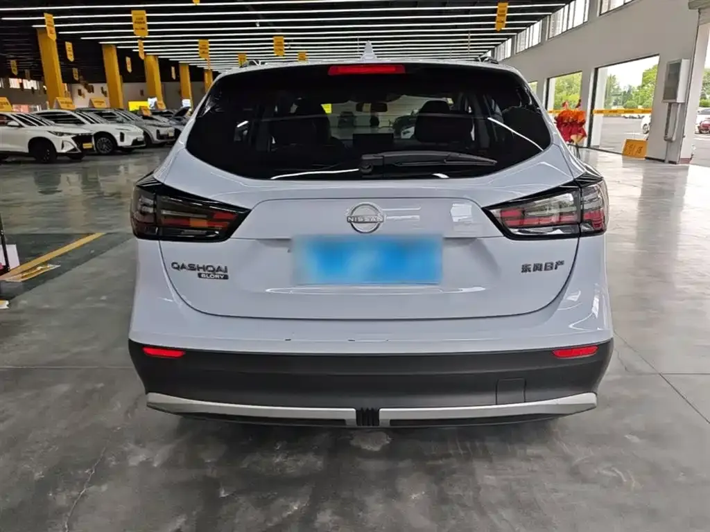 Nissan Qashqai — фото 5