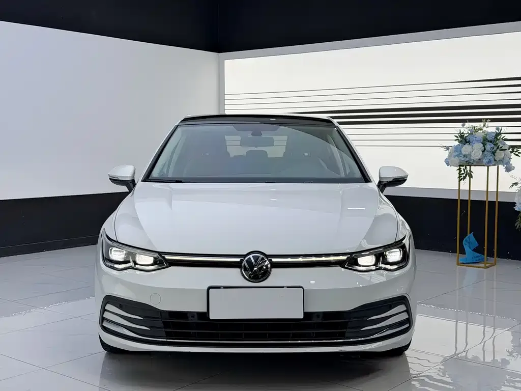 Volkswagen Golf — фото 7