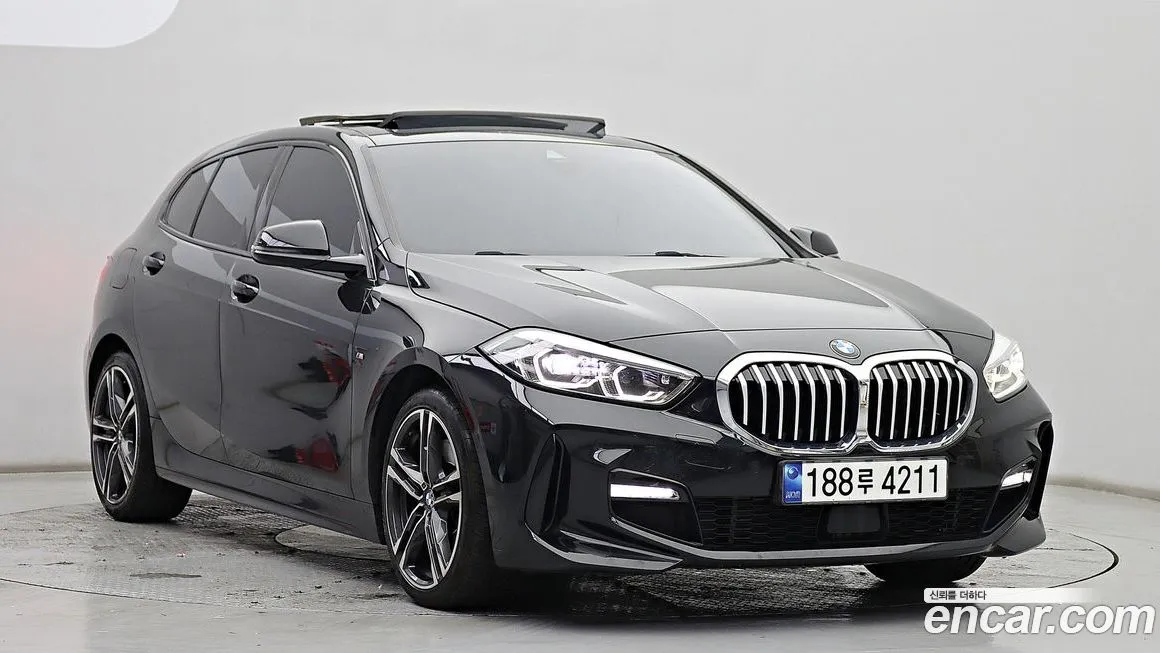 BMW 1-Series 2023 из KR, фото 10