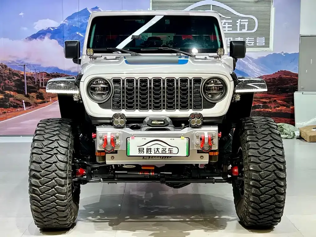 Jeep Wrangler PHEV — фото 8