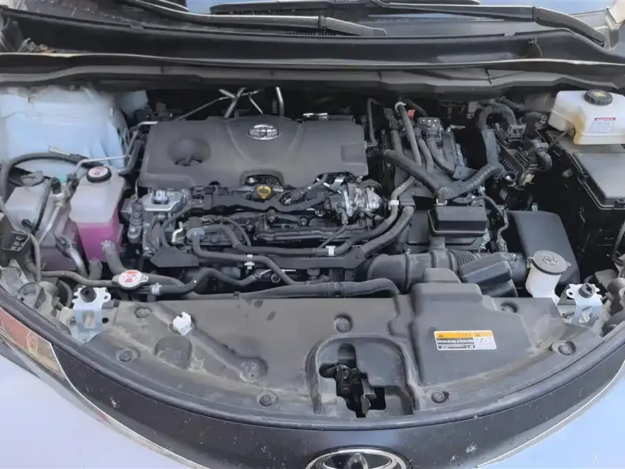 Toyota Sienna — фото 2