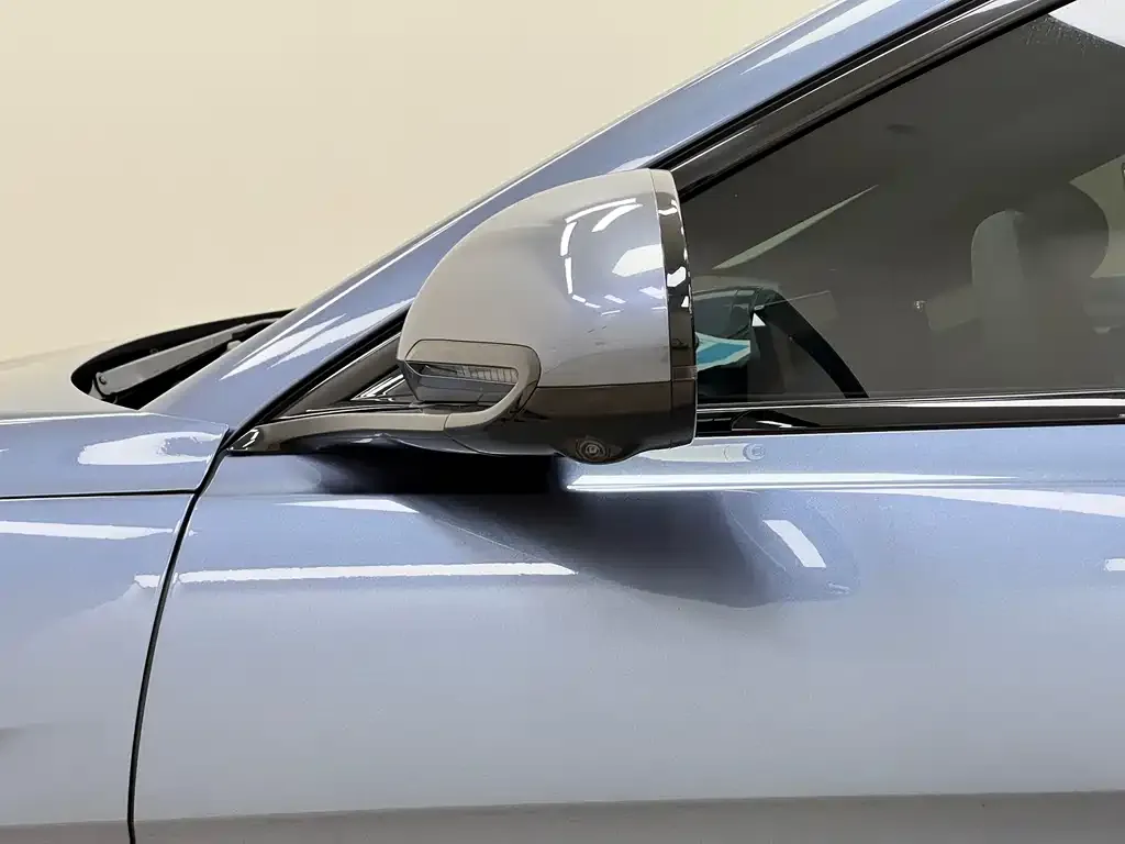 BYD Seal — фото 2