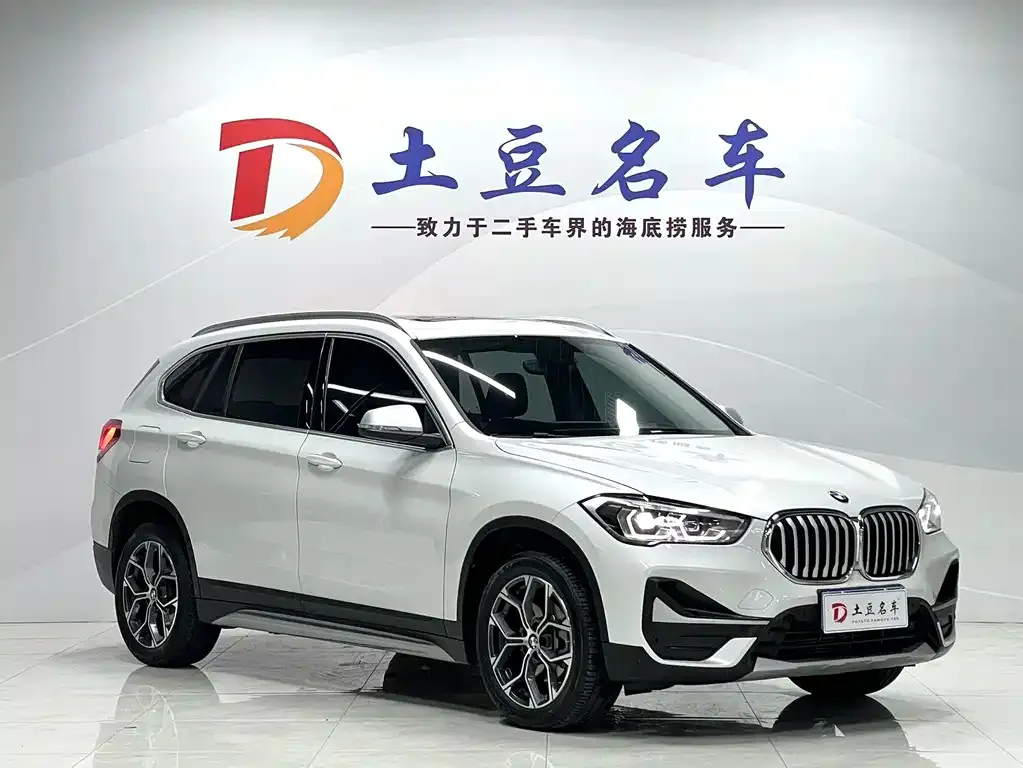 BMW X1 — фото 5