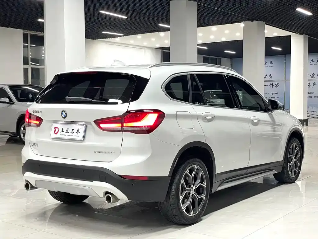 BMW X1 — фото 4