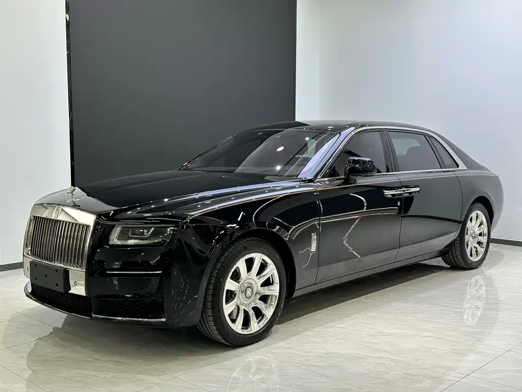 Rolls-Royce Ghost — фото 1