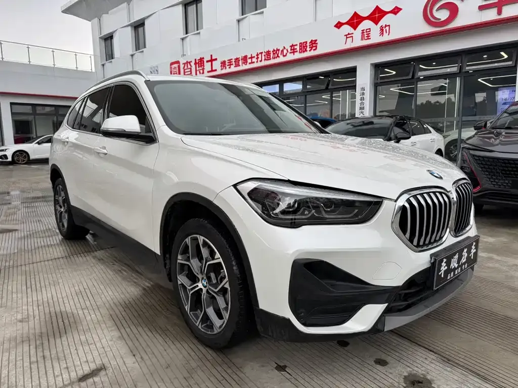 BMW X1 — фото 3
