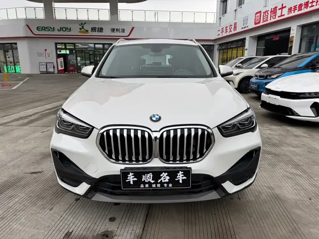 BMW X1 — фото 2