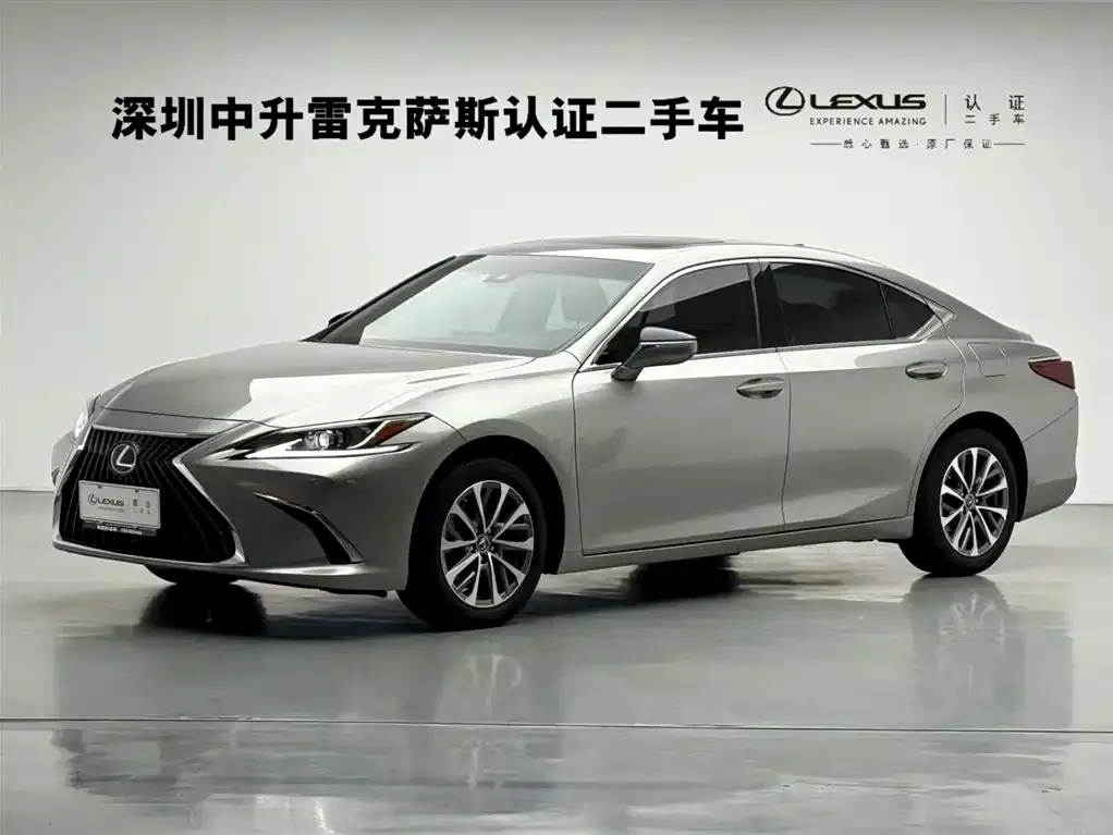 Lexus ES — фото 1