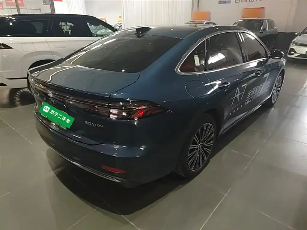 Geely Galaxy A7 — фото 10