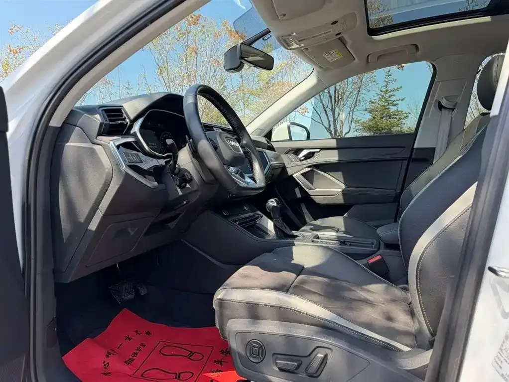 Audi Q3 2023 из CN, фото 7
