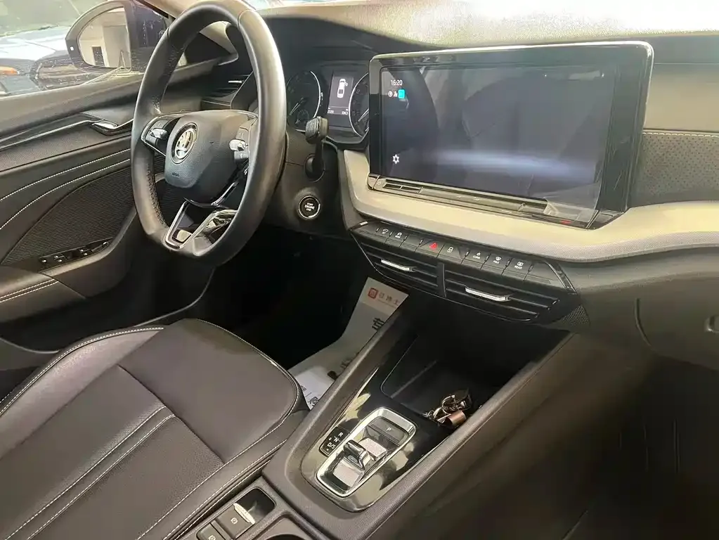 Skoda Octavia — фото 4