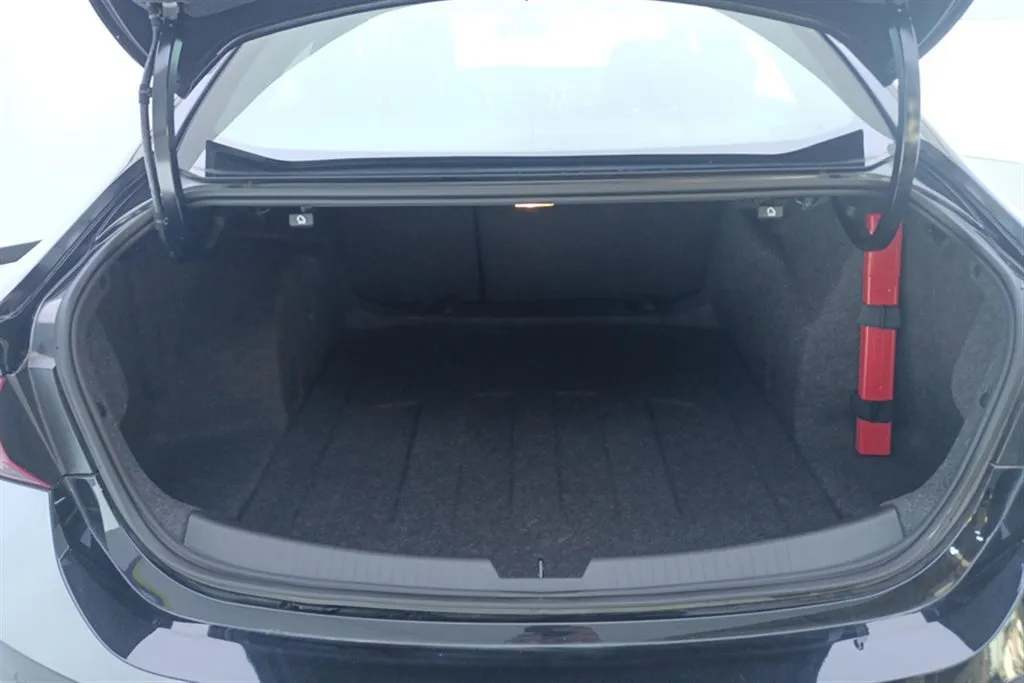 Chevrolet Malibu XL 2026 из CN, фото 10
