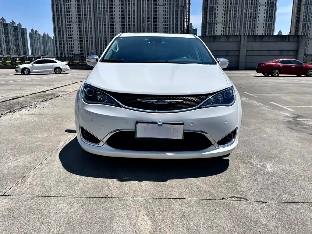 Chrysler Grand Voyager PHEV (Import) 2025 из CN, фото 4