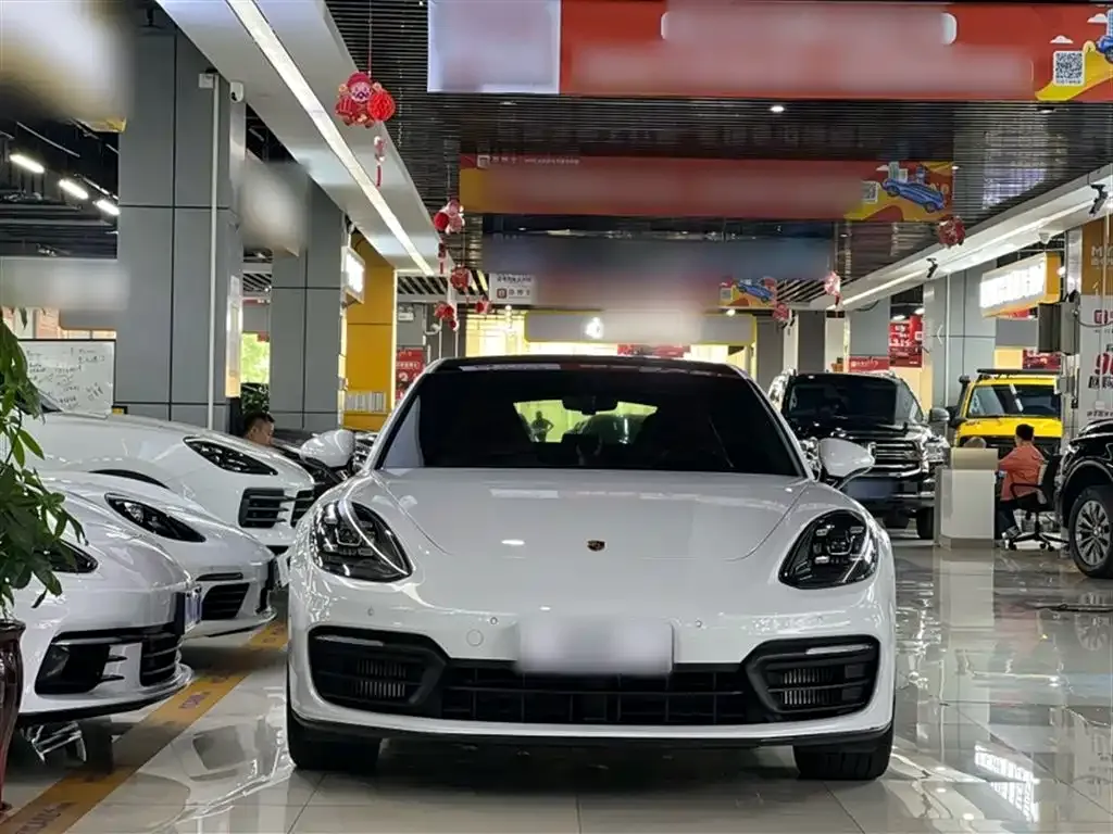 Porsche Panamera — фото 10