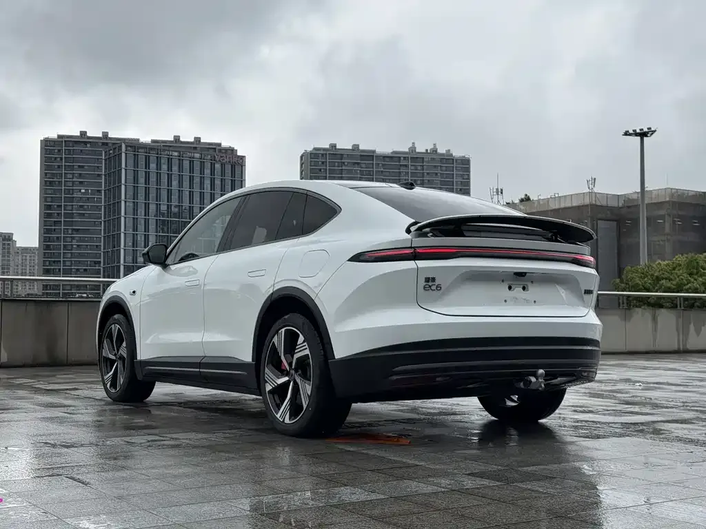 NIO EC6 — фото 9