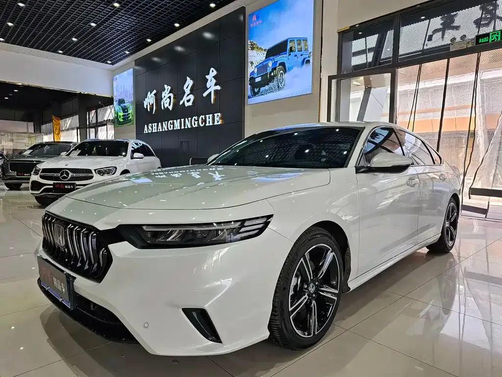 Honda Inspire — фото 1