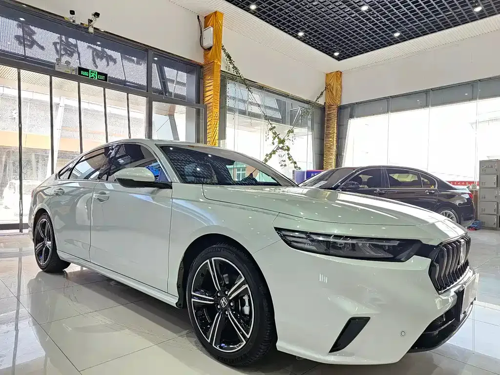 Honda Inspire — фото 2