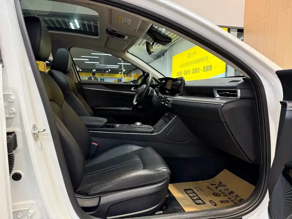 Kia K5 2023 из CN, фото 9