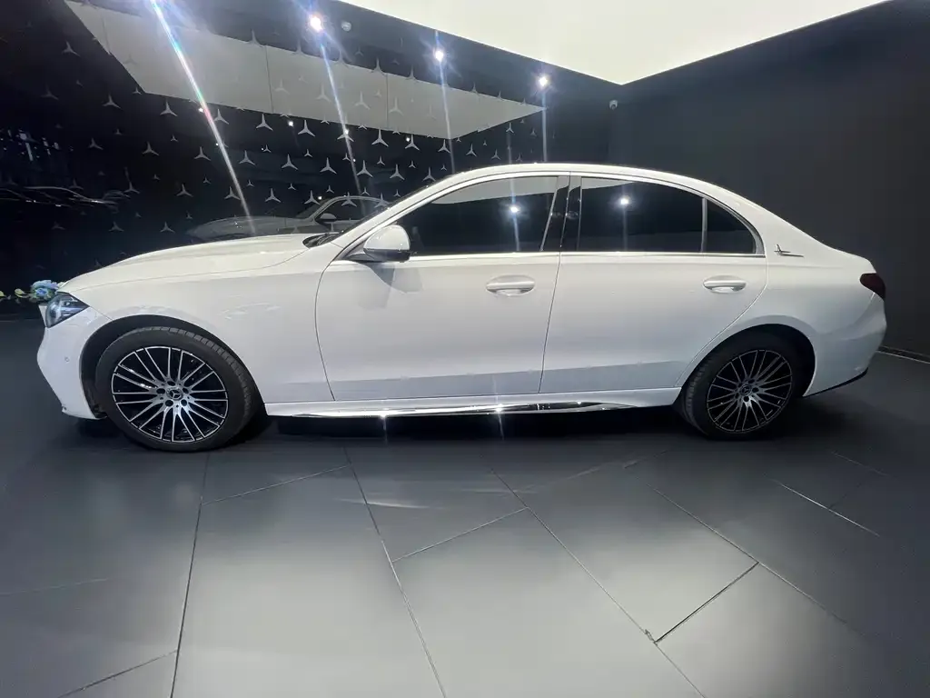 Mercedes-Benz C-Class — фото 2
