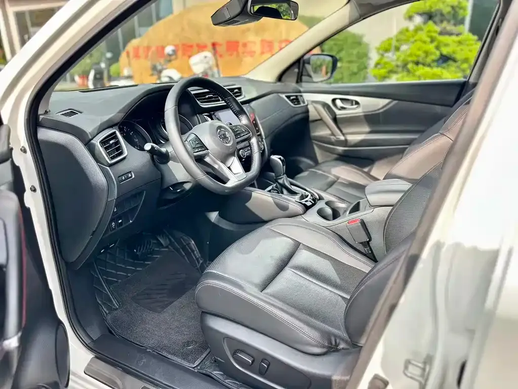 Nissan Qashqai — фото 6