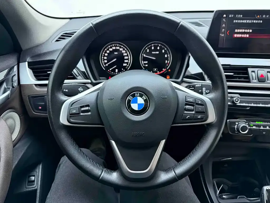BMW X1 — фото 10