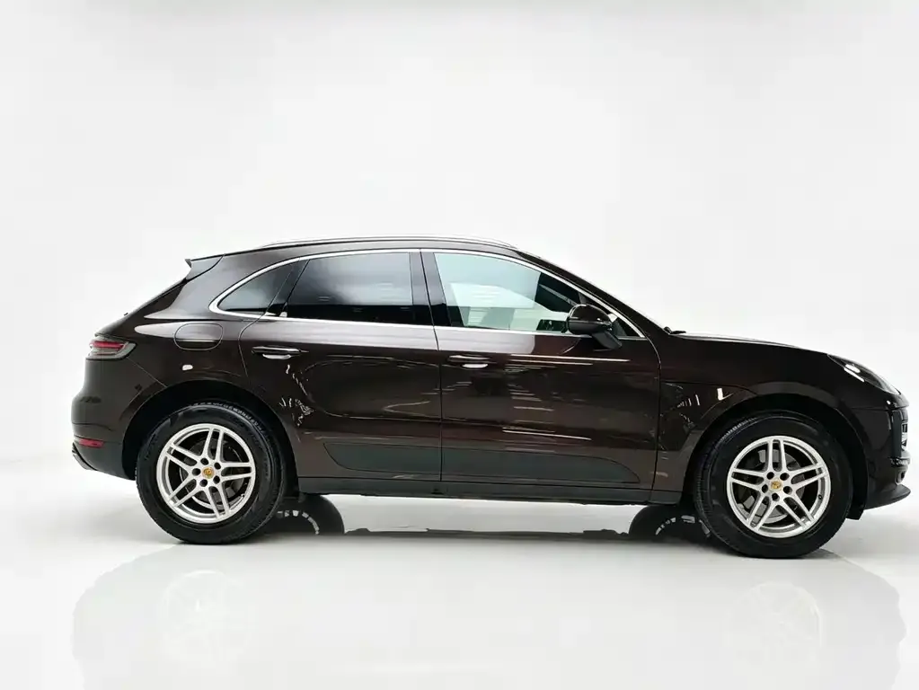 Porsche Macan — фото 10