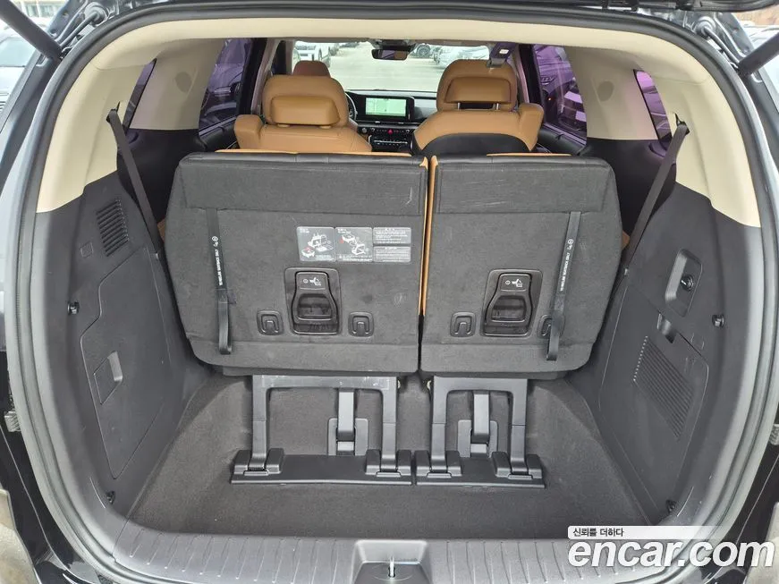 Kia Carnival — фото 2