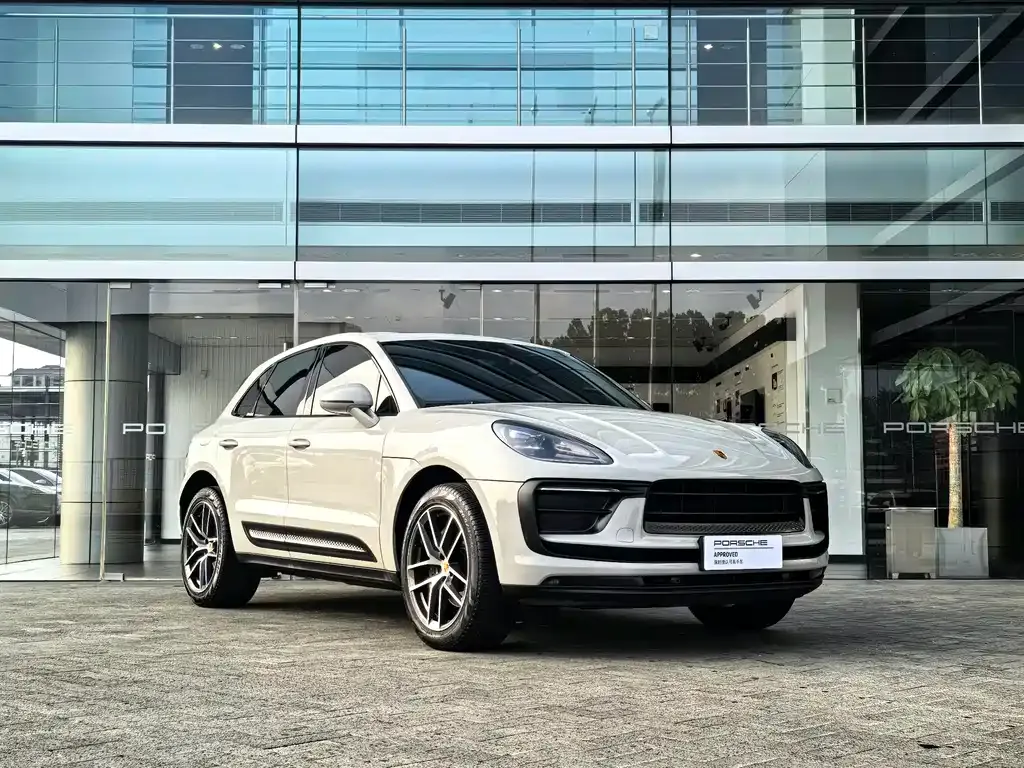 Porsche Macan — фото 8