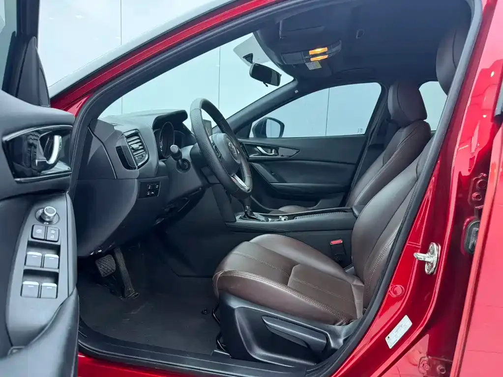 Mazda CX-4 — фото 7