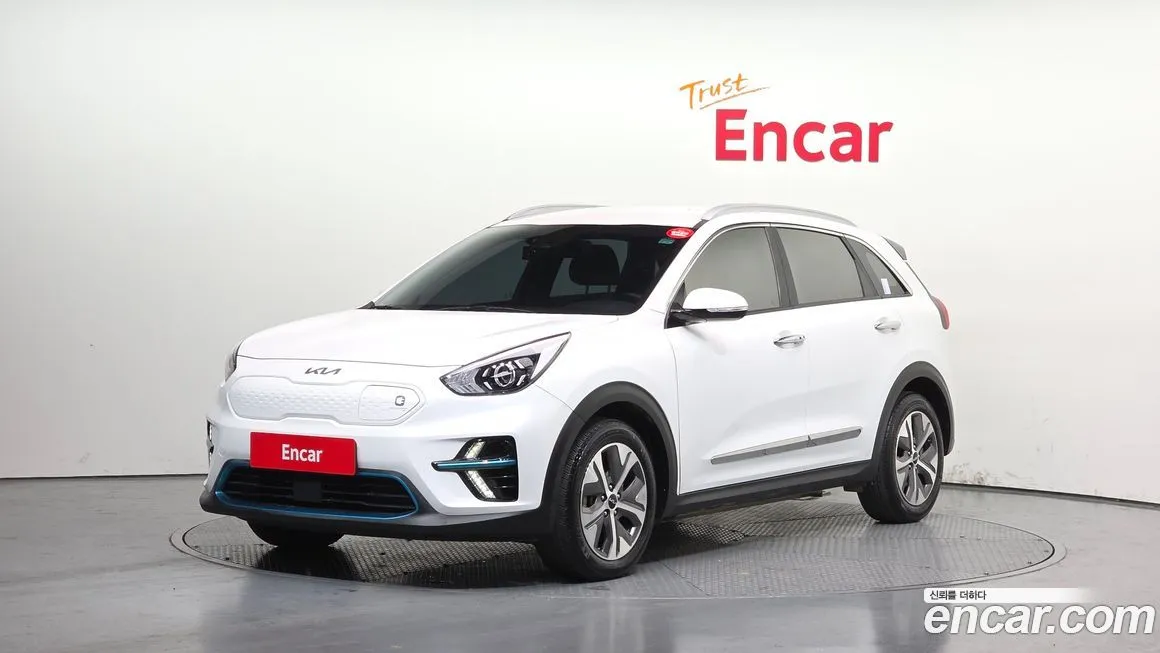 Kia Niro — фото 1
