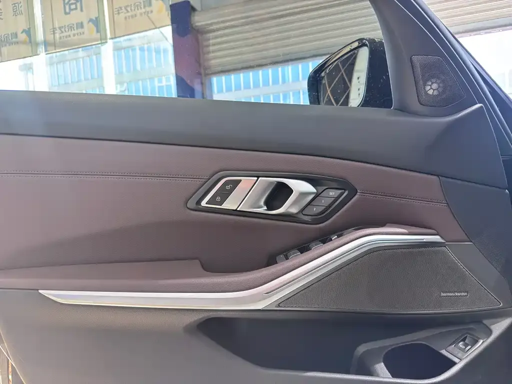 BMW 3 Series — фото 10