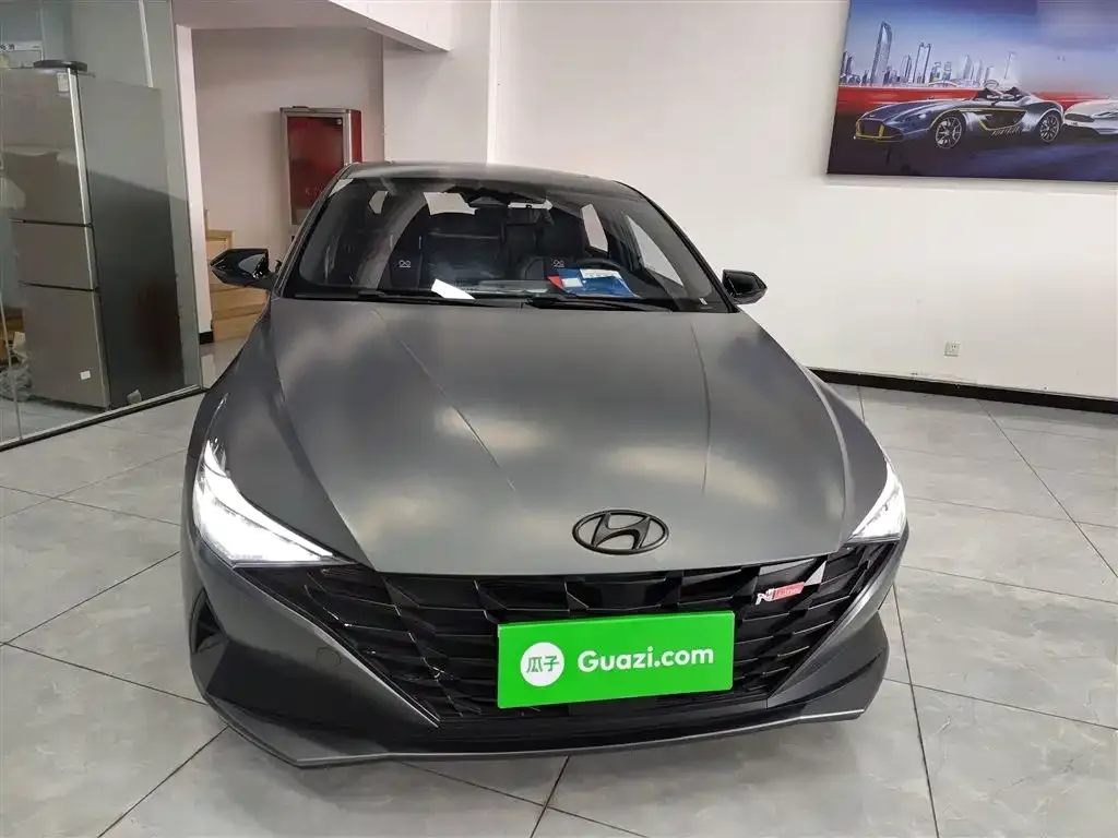 Hyundai Elantra — фото 3