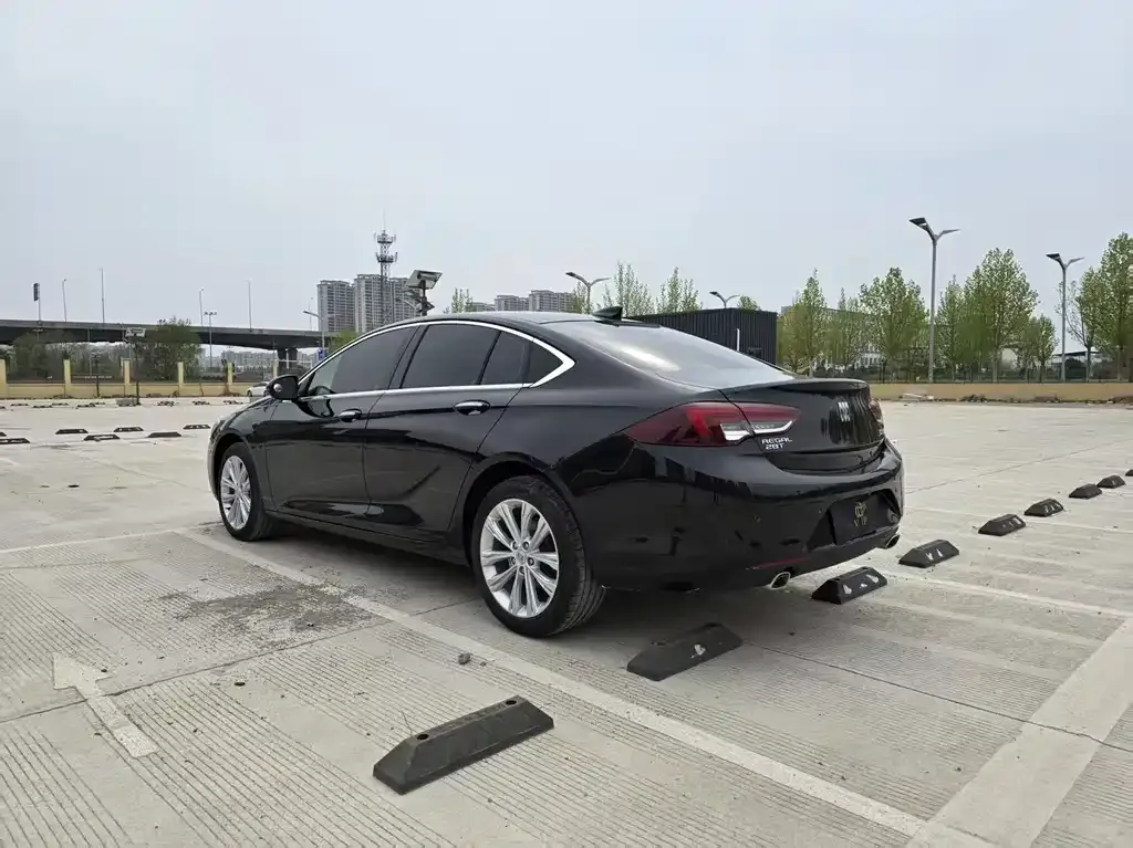 Buick Regal — фото 7