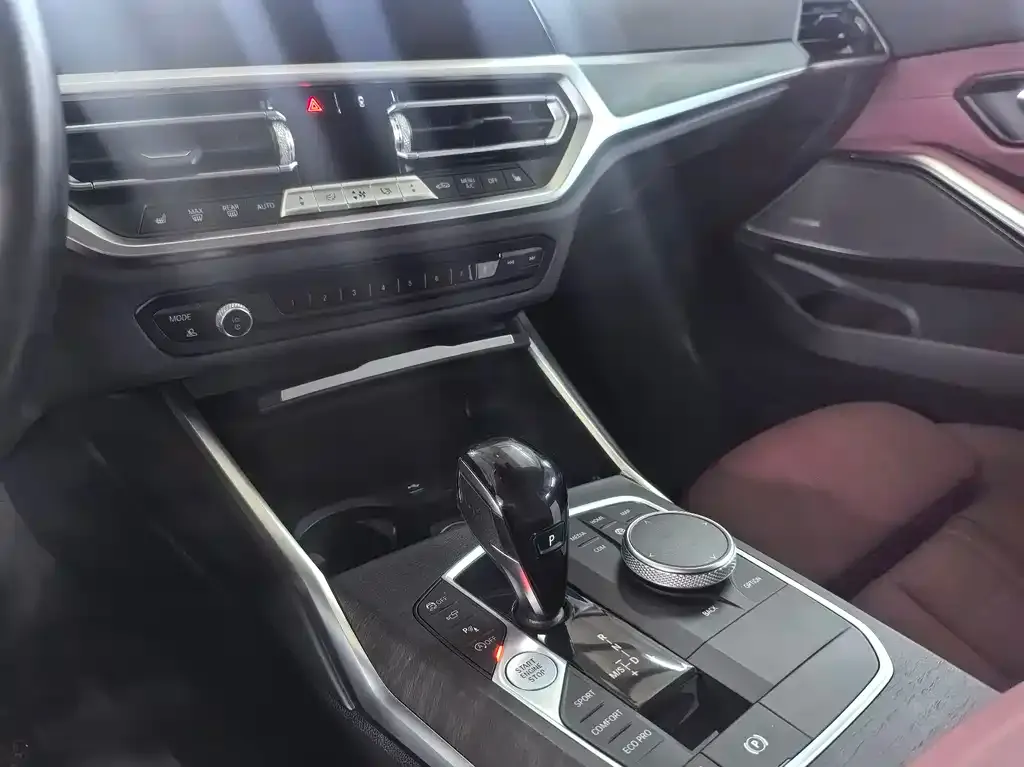 BMW 3 Series 2021 из CN, фото 4