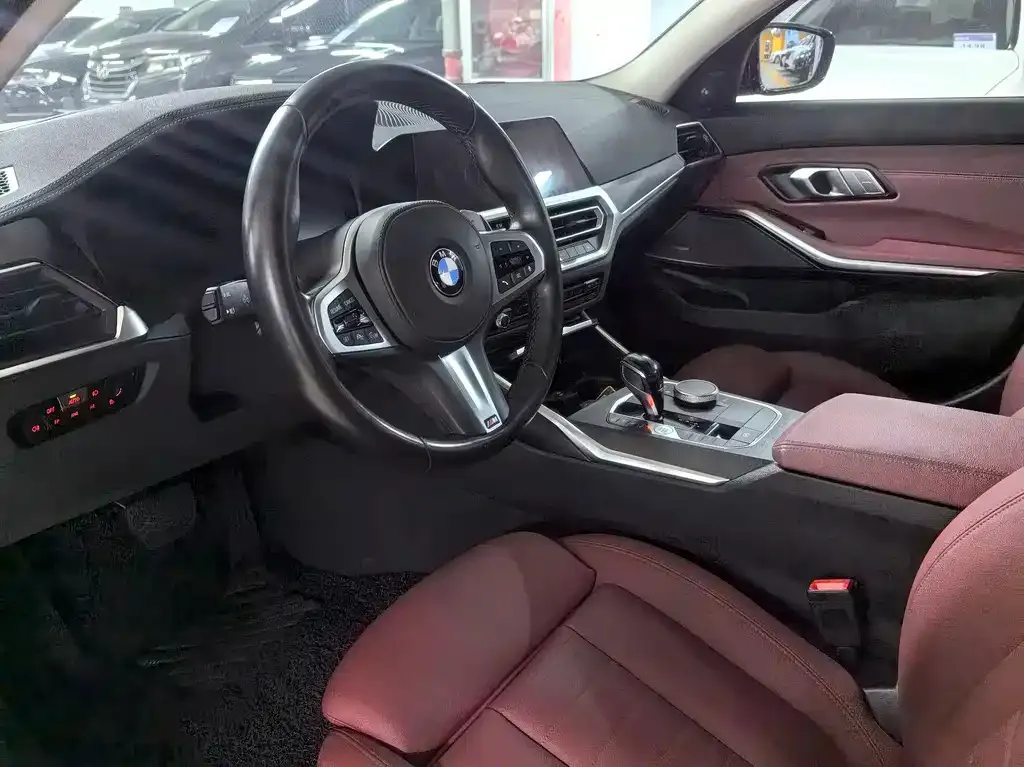 BMW 3 Series 2021 из CN, фото 10