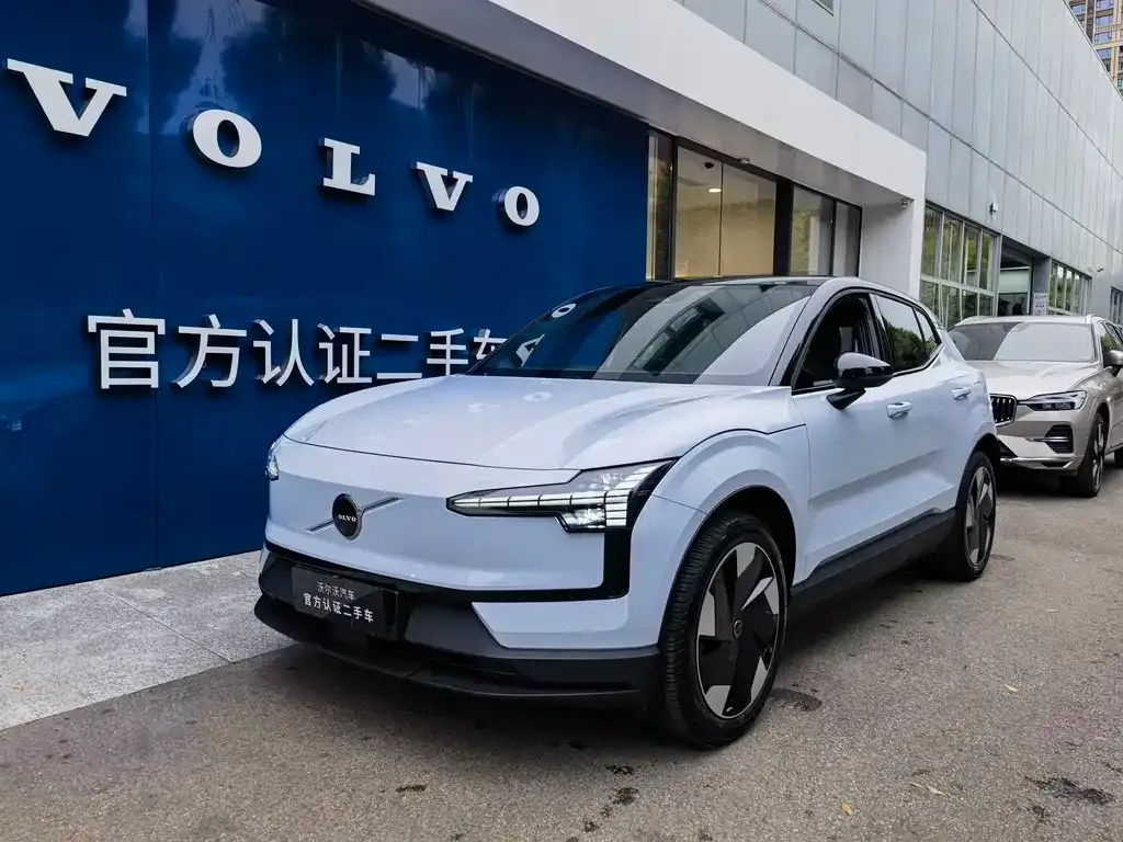 Volvo EX30