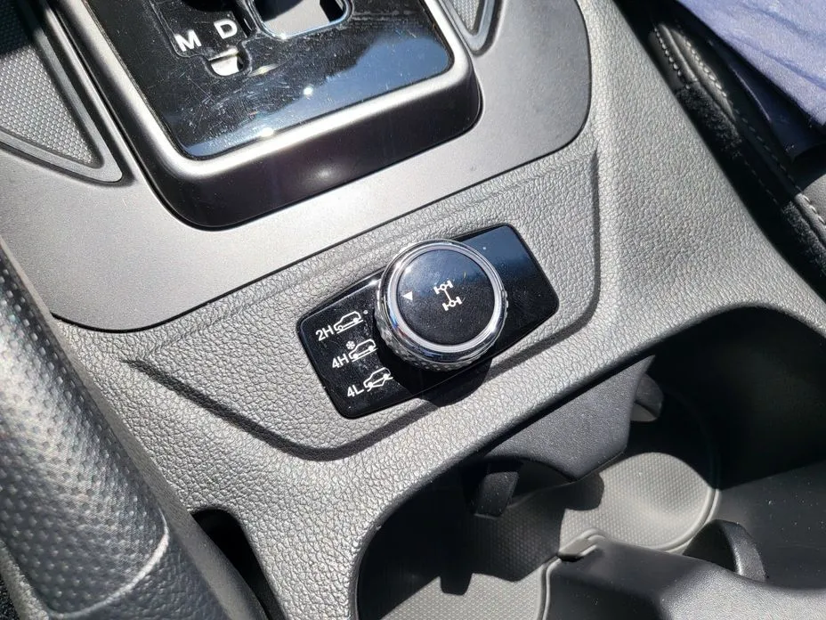 KG Mobility (Ssangyong) Rexton — фото 10