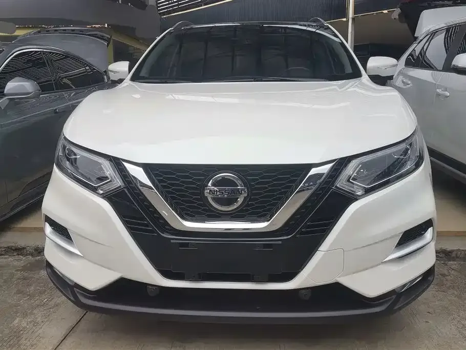 Nissan Qashqai — фото 4