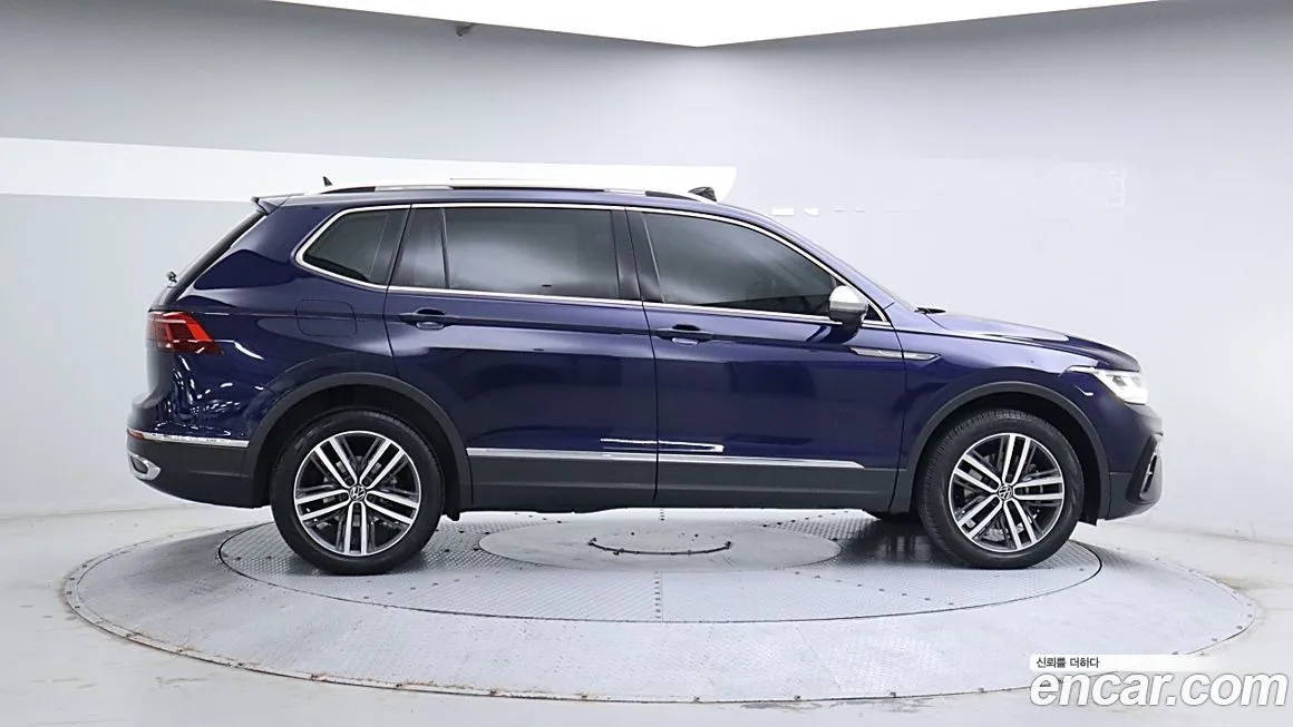 Volkswagen Tiguan — фото 4
