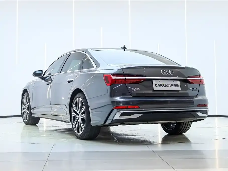 Audi A6L — фото 10